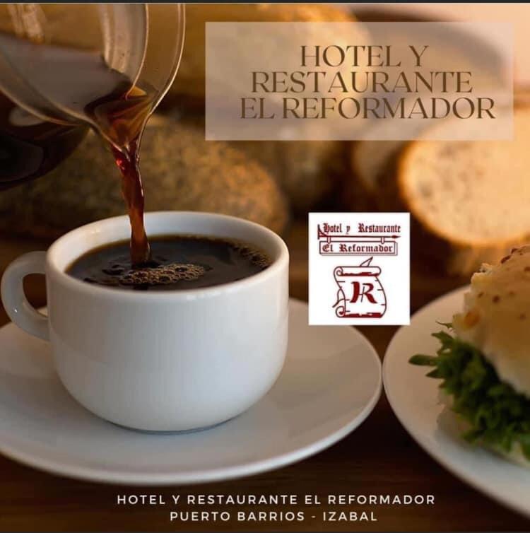 Hotel El Reformador Puerto Barrios Bagian luar foto